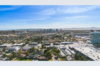 215 E Orange Drive, Phoenix, AZ 85012 - Photo 47