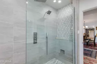 215 E Orange Dr, Phoenix, AZ 85012 - Photo 27