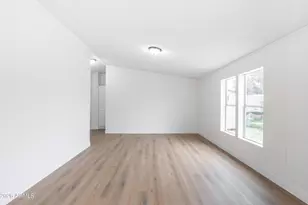 1028 S Holben Pl, Avondale, AZ 85323 - Photo 13