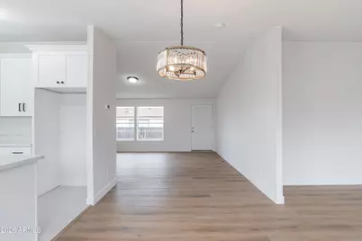 1028 S Holben Place, Avondale, AZ 85323 - Photo 11