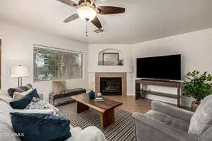 2251 E Parkside Ln, Phoenix, AZ 85024 - Photo 3