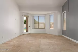 4327 E Sands Dr, Phoenix, AZ 85050 - Photo 15