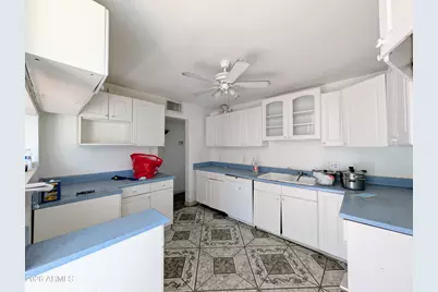 3305 W Bethany Home Road, Phoenix, AZ 85017 - Photo 11