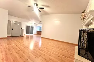 17633 N Lindner Dr, Glendale, AZ 85308 - Photo 9