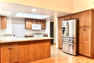 17633 N Lindner Dr, Glendale, AZ 85308 - Photo 11