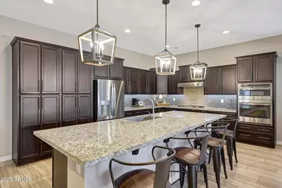 18615 W Acacia Drive, Goodyear, AZ 85338 - Photo 9