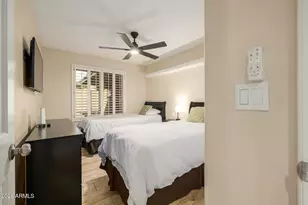 5402 E Laurel Ln, Scottsdale, AZ 85254 - Photo 27