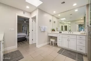 5402 E Laurel Ln, Scottsdale, AZ 85254 - Photo 19