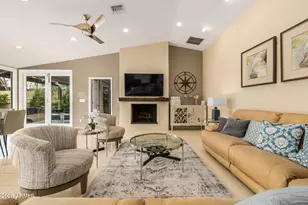 5402 E Laurel Ln, Scottsdale, AZ 85254 - Photo 33