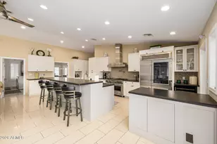 5402 E Laurel Ln, Scottsdale, AZ 85254 - Photo 13