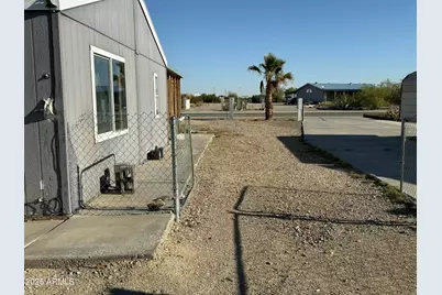865 W Mountain View Lane, Quartzsite, AZ 85346 - Photo 17