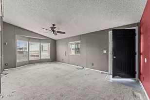 865 W Mountain View Ln, Quartzsite, AZ 85346 - Photo 5