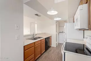 1111 W Summit Pl, Chandler, AZ 85224 - Photo 11