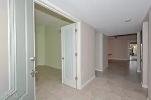 10533 W Pineaire Dr, Sun City, AZ 85351 - Photo 5