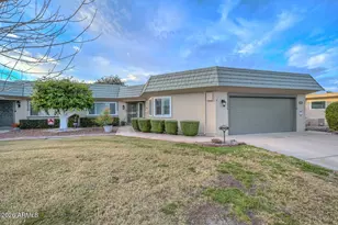 10533 W Pineaire Dr, Sun City, AZ 85351 - Photo 3