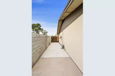 1249 W Oakland Street, Chandler, AZ 85224 - Photo 27