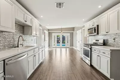 3725 E Paradise Drive, Phoenix, AZ 85028 - Photo 3