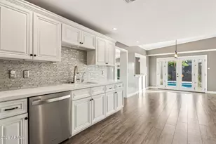 3725 E Paradise Dr, Phoenix, AZ 85028 - Photo 25