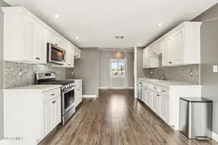 3725 E Paradise Dr, Phoenix, AZ 85028 - Photo 29