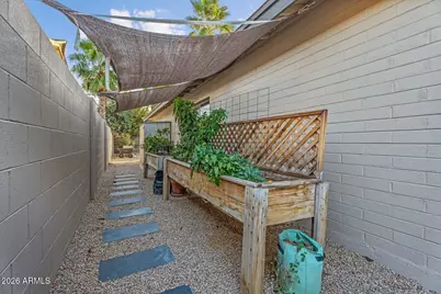 8543 E Jackrabbit Road, Scottsdale, AZ 85250 - Photo 37