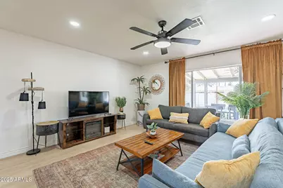 3015 E Dahlia Drive, Phoenix, AZ 85032 - Photo 9