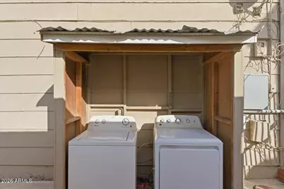 451 E 10th Avenue, Apache Junction, AZ 85119 - Photo 21