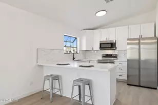 5108 E Shomi St, Phoenix, AZ 85044 - Photo 3