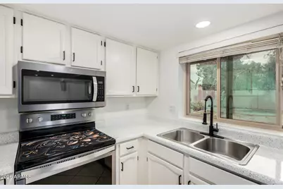 6409 W Riviera Drive, Glendale, AZ 85304 - Photo 9