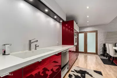 4800 N 68th Street #114, Scottsdale, AZ 85251 - Photo 9