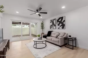 2432 W Eugie Ave W, Phoenix, AZ 85029 - Photo 5