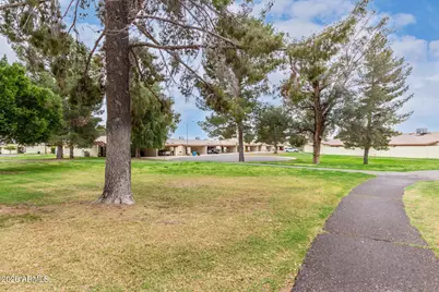 2432 W Eugie Avenue W, Phoenix, AZ 85029 - Photo 27