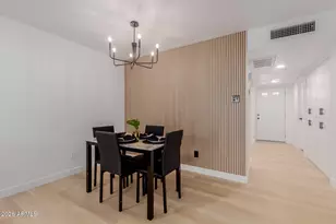 2432 W Eugie Ave W, Phoenix, AZ 85029 - Photo 9