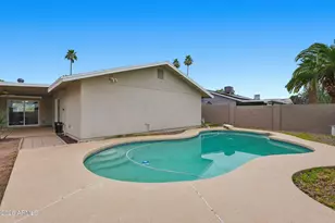 4526 S Terrace Rd, Tempe, AZ 85282 - Photo 27