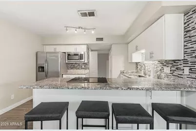 4526 S Terrace Road, Tempe, AZ 85282 - Photo 9