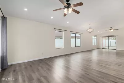 22616 N 31st Drive, Phoenix, AZ 85027 - Photo 5