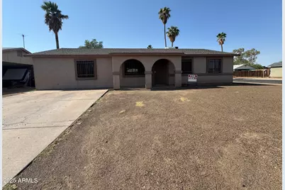 7967 W Highland Avenue, Phoenix, AZ 85033 - Photo 1