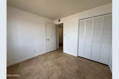 7967 W Highland Avenue, Phoenix, AZ 85033 - Photo 11