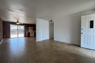 7967 W Highland Ave, Phoenix, AZ 85033 - Photo 5