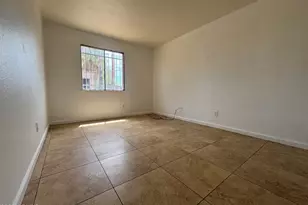 7967 W Highland Ave, Phoenix, AZ 85033 - Photo 13