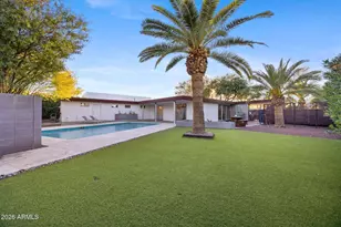 9825 N 35th Pl, Phoenix, AZ 85028 - Photo 33