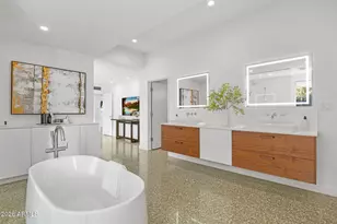 9825 N 35th Pl, Phoenix, AZ 85028 - Photo 27