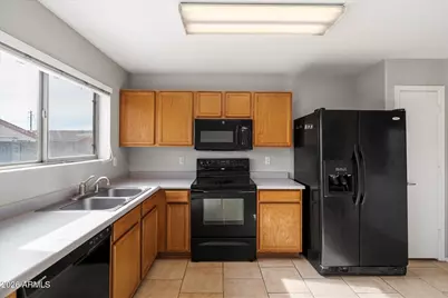 11865 W Edgemont Avenue, Avondale, AZ 85392 - Photo 9