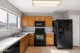 11865 W Edgemont Ave, Avondale, AZ 85392 - Photo 9