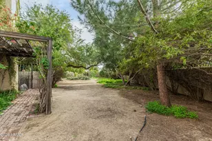 47 S Kenneth Pl, Chandler, AZ 85226 - Photo 37