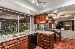 47 S Kenneth Pl, Chandler, AZ 85226 - Photo 15