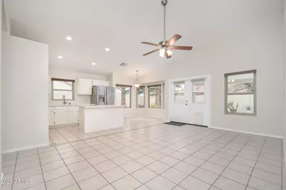 8965 W Citrus Way, Glendale, AZ 85305 - Photo 5