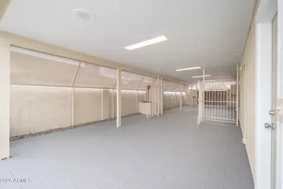 8965 W Citrus Way, Glendale, AZ 85305 - Photo 33