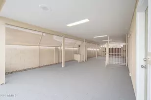 8965 W Citrus Way, Glendale, AZ 85305 - Photo 33