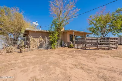 551 W Harding Avenue, Coolidge, AZ 85128 - Photo 5