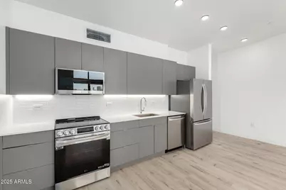 531 E Willetta Street #303, Phoenix, AZ 85004 - Photo 9